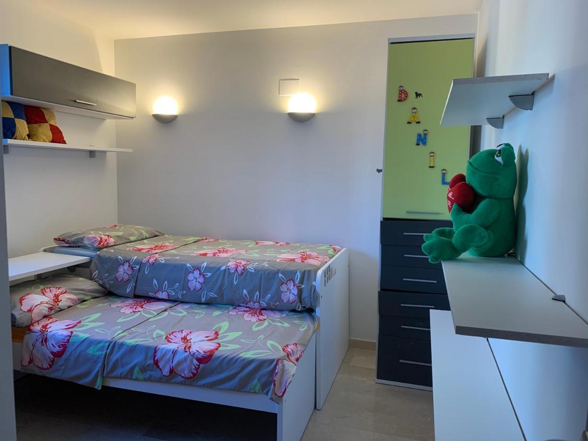 Torrevieja 200M From Sea Punta Prima Apartment อาลิกันเต ภายนอก รูปภาพ